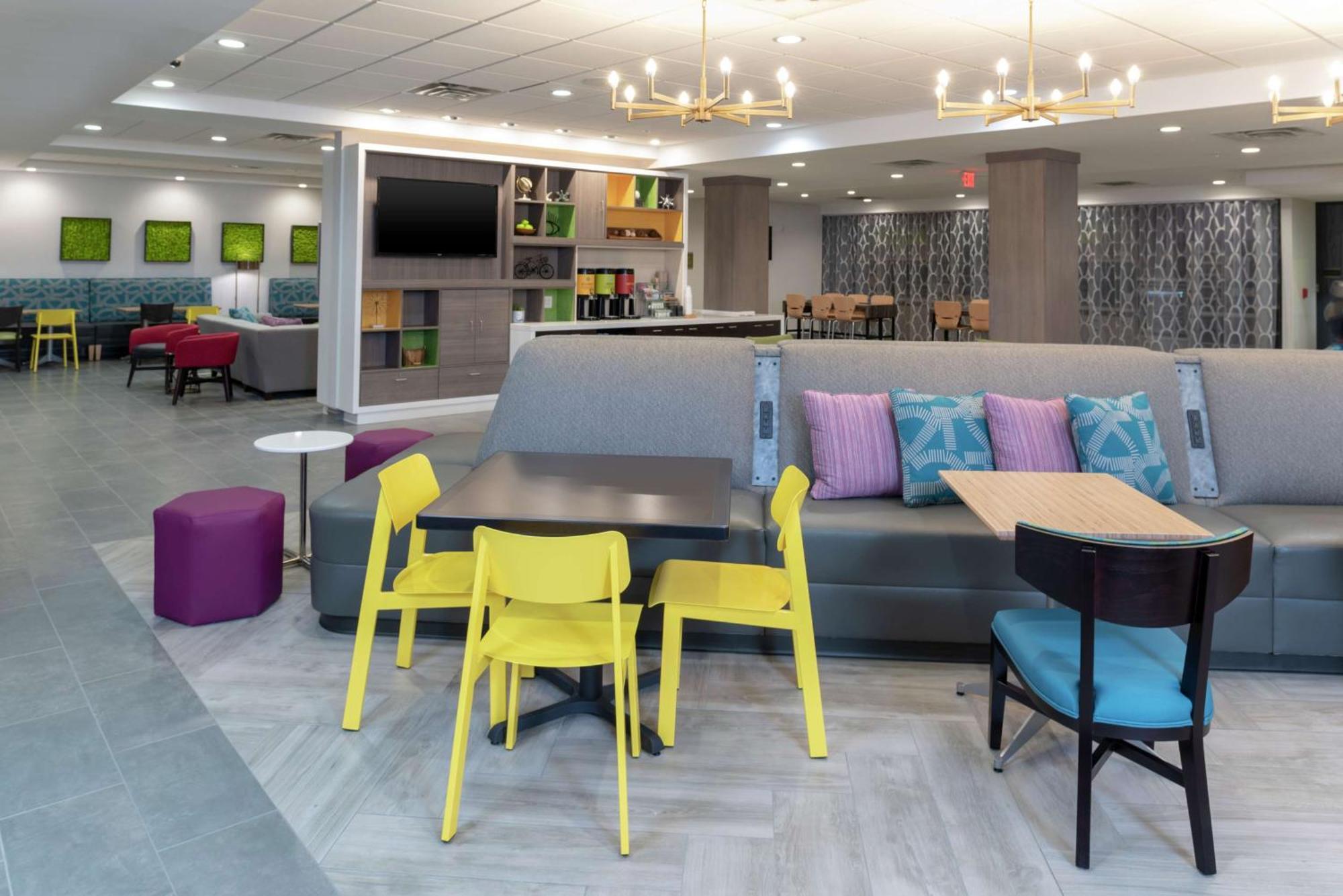 Home2 Suites By Hilton Indianapolis Airport Экстерьер фото