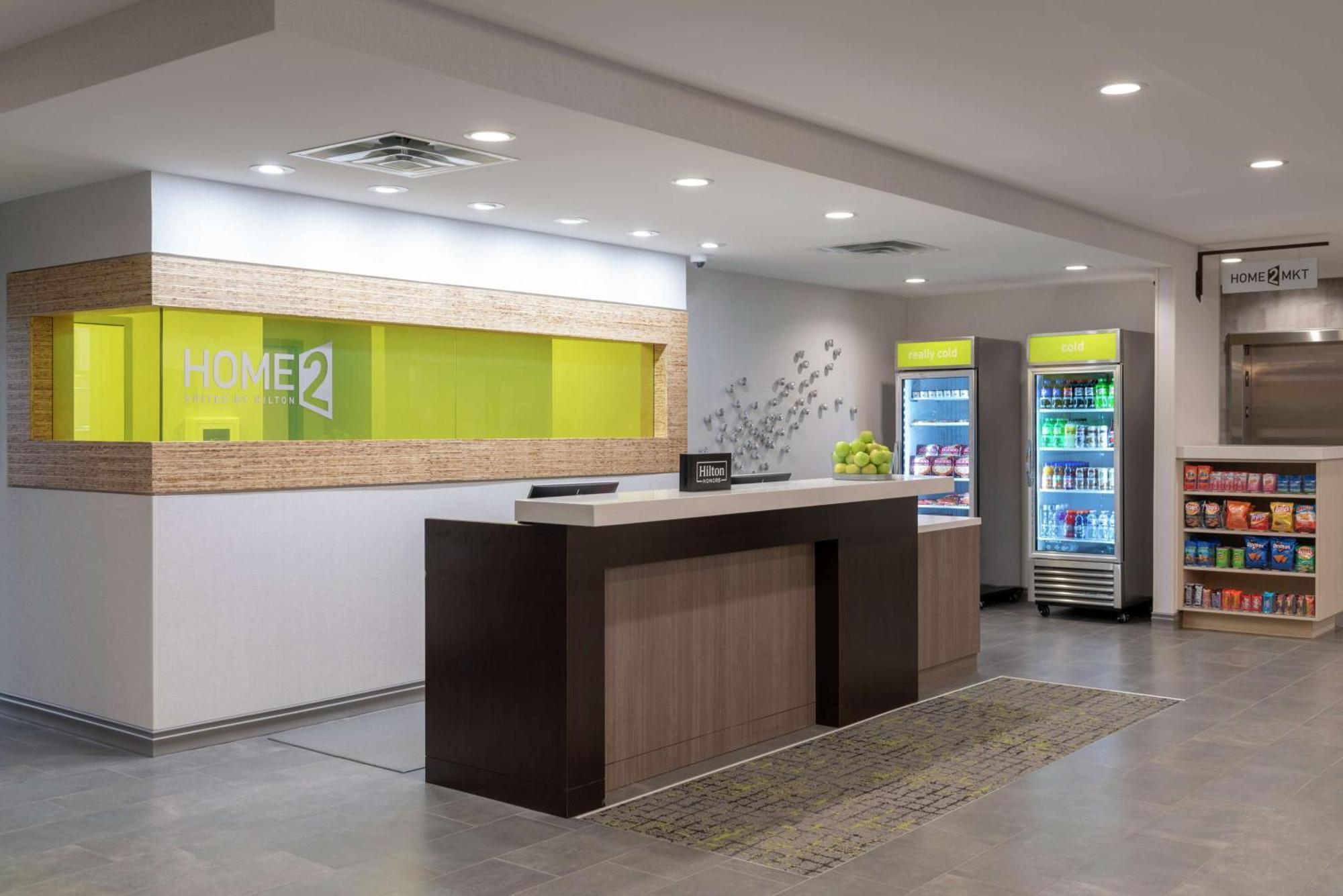 Home2 Suites By Hilton Indianapolis Airport Экстерьер фото