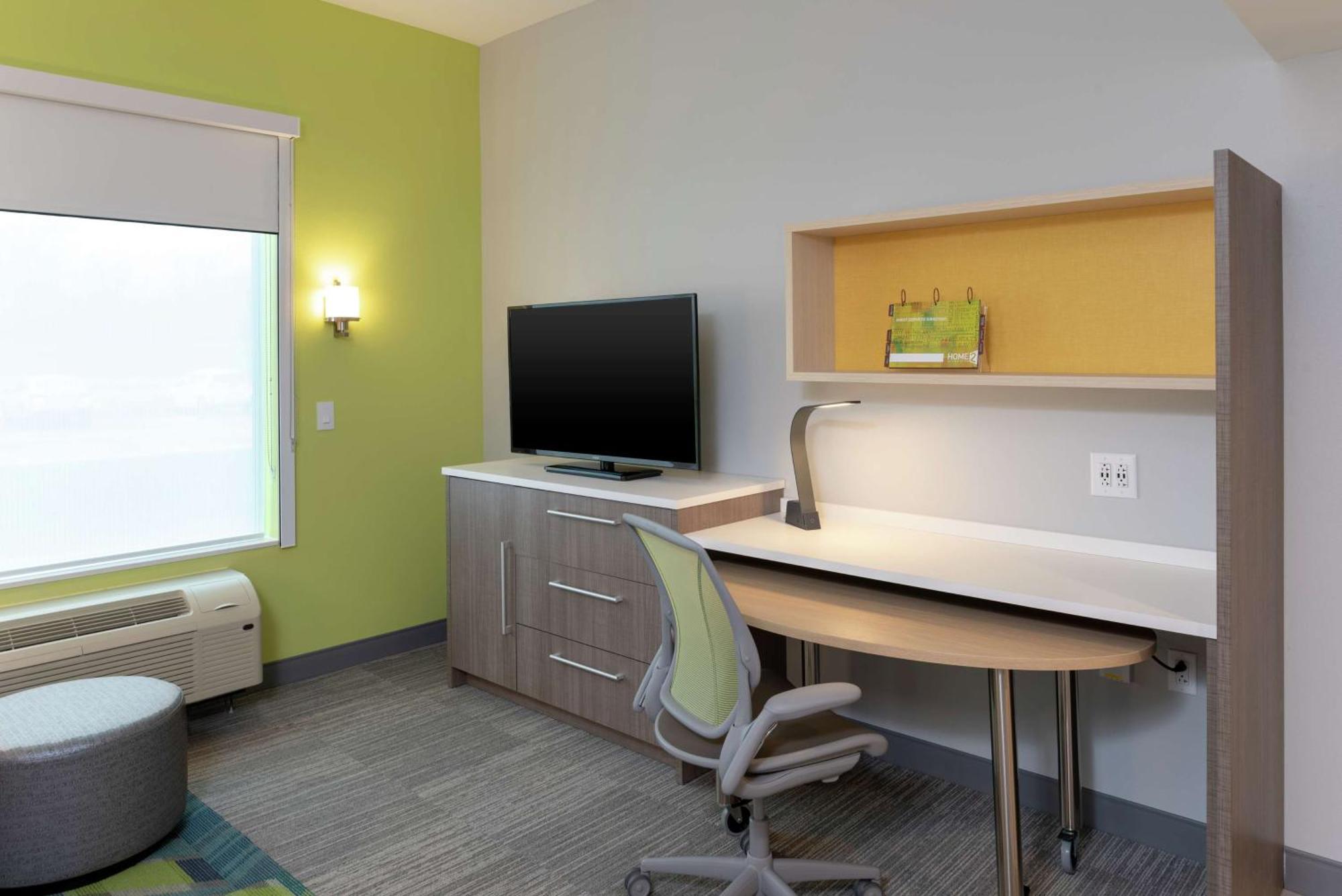 Home2 Suites By Hilton Indianapolis Airport Экстерьер фото